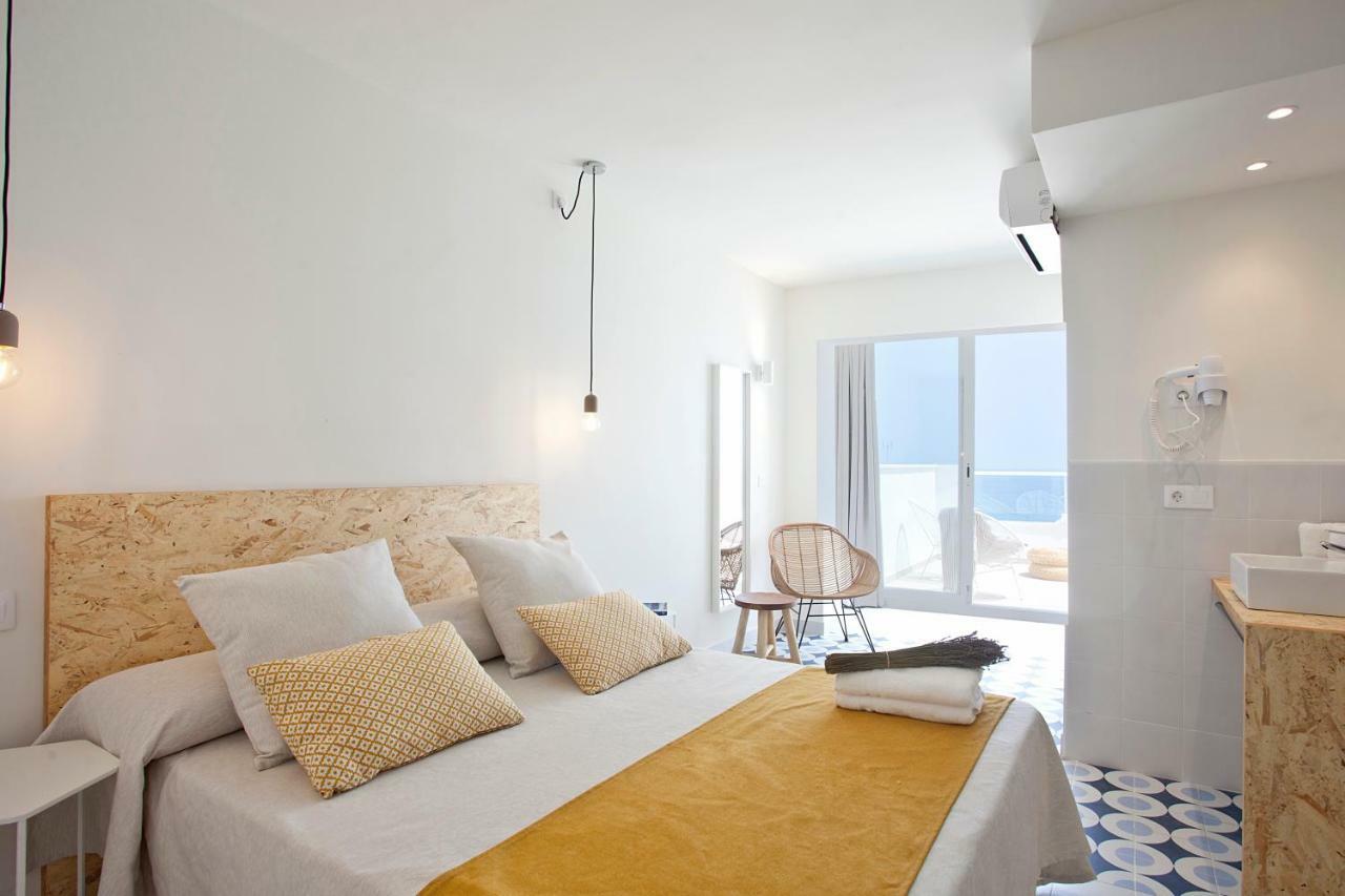Bj Cala Morlanda Estudios (Adults Only) S'Illot  Exterior photo