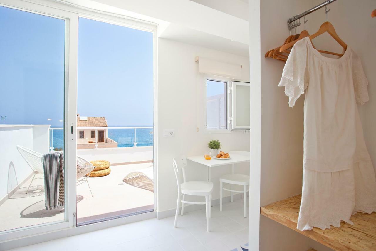 Bj Cala Morlanda Estudios (Adults Only) S'Illot  Exterior photo